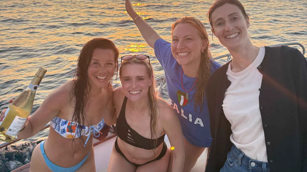 Sorrento: Golden Hour Boat Experience from Marina Grande listing photo for Sorrento boat tour, Sorrento